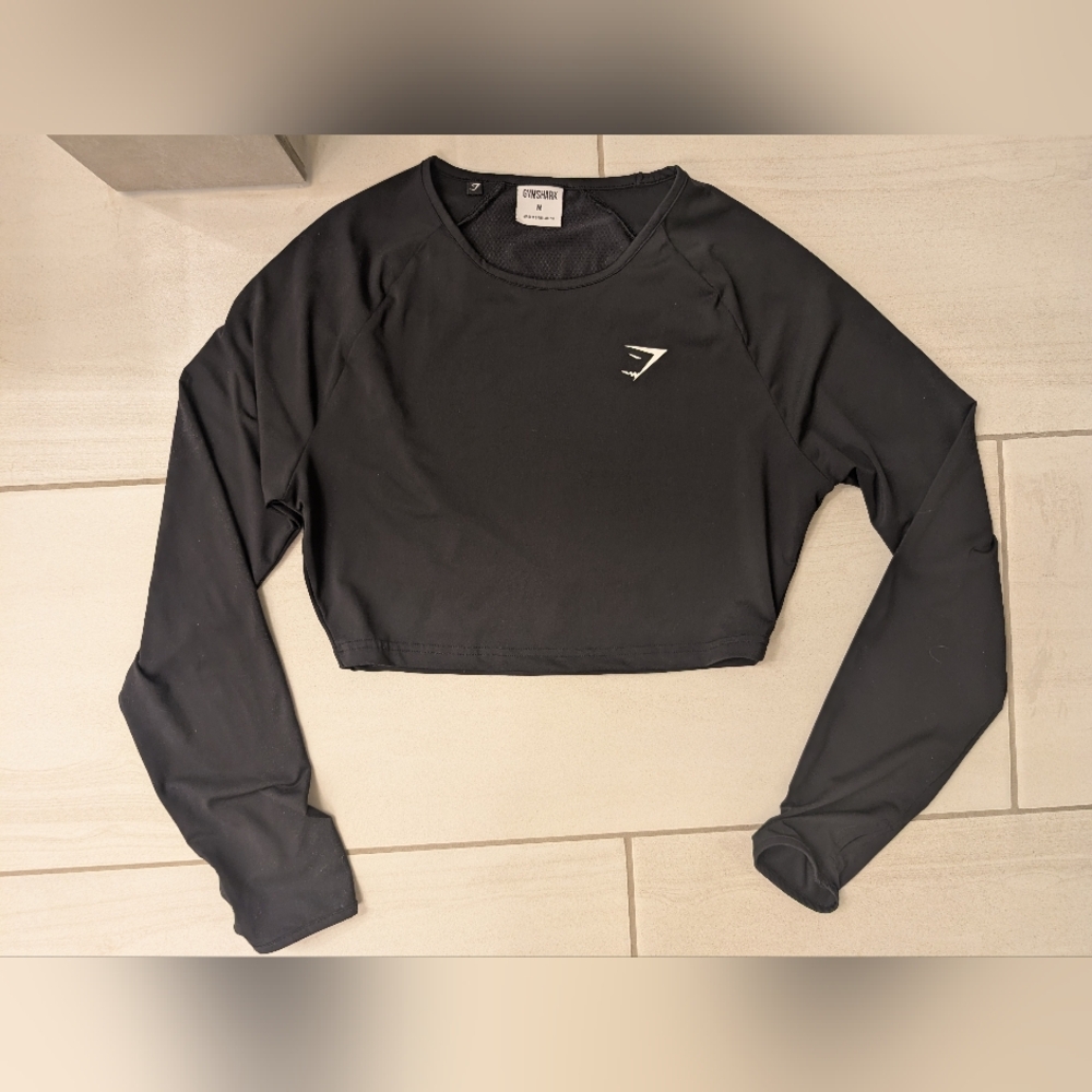 Gymshark Cropped Long Sleeve Training Shirt Size M
